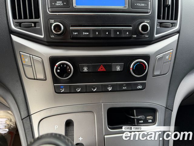 Hyundai Grand Starex Van 3-Seater Smart 2019 — фото 20