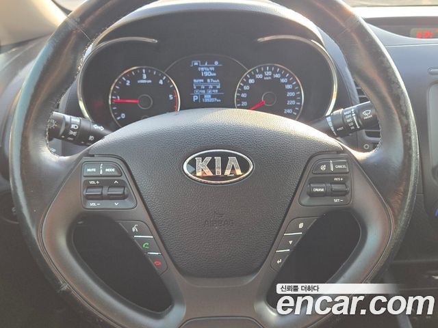 Kia K3 Diesel Prestige 2014 — фото 16