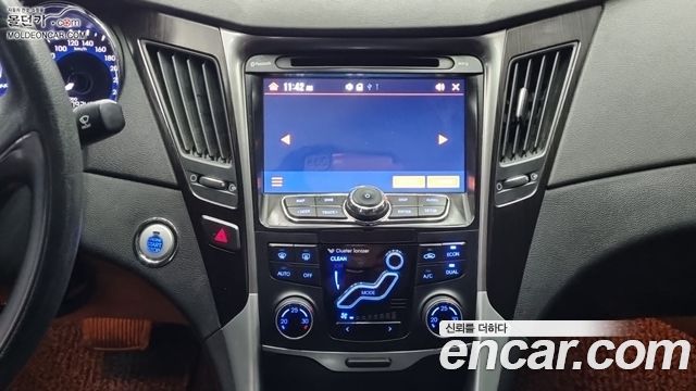 Hyundai Sonata Hybrid 2.0 Premier 2012 — фото 12