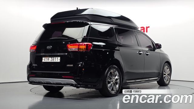 Kia Carnival 9-seater Hi-Limousine Prestige 2016 — фото 2
