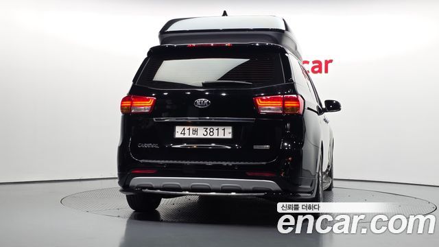 Kia Carnival 9-seater Hi-Limousine Prestige 2016 — фото 4