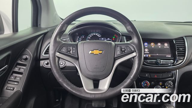 Chevrolet Trax 1.4 Premier 2020 — фото 14