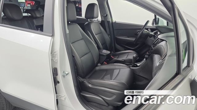 Chevrolet Trax 1.4 Premier 2020 — фото 26