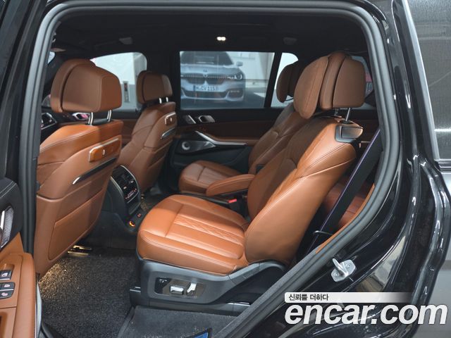 BMW X7 (G07) M60i xDrive M sport 6STR 2025 — фото 7