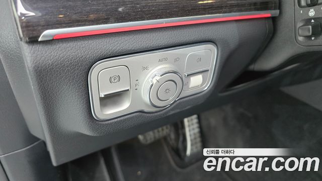 Mercedes-Benz GLE-Class (W167) GLE400d 4MATIC Coupe 2022 — фото 29