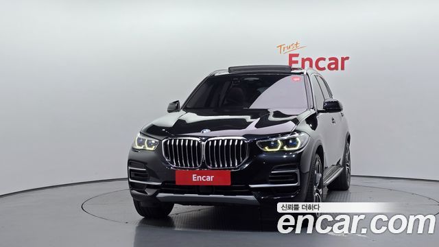 BMW X5 (G05) xDrive 40i xLine 2022 — фото 3