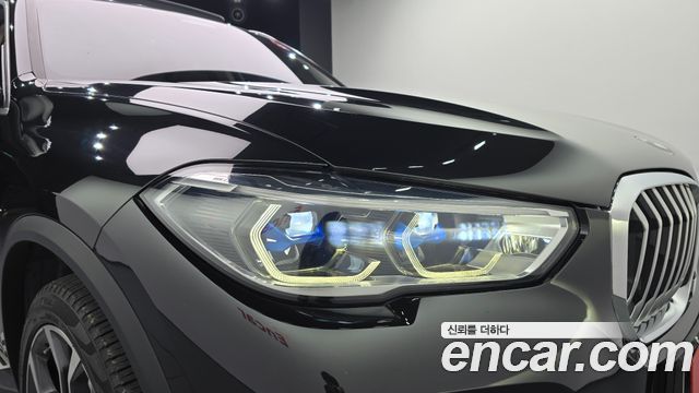 BMW X5 (G05) xDrive 40i xLine 2022 — фото 22
