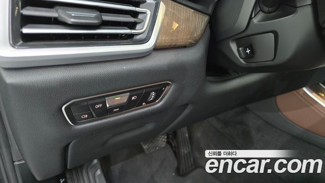BMW X5 (G05) xDrive 40i xLine 2022 — фото 27