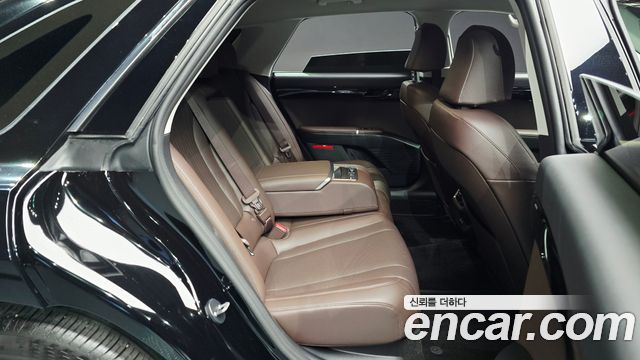 Hyundai Grandeur (GN7) 2,5 Gasoline 2WD Exclusive 2024 — фото 11