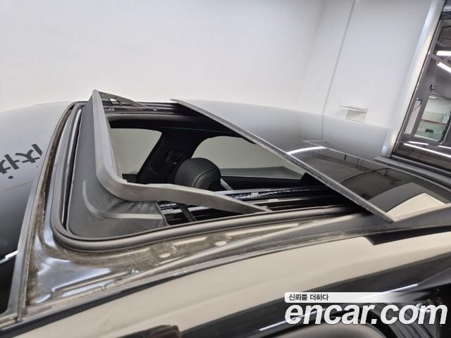 Audi A8 (D5) 55 TFSI Quattro Premium LWB 2021 — фото 7