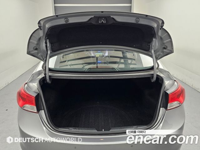 Hyundai Avante (MD) M16 GDI Avenue 2014 — фото 23