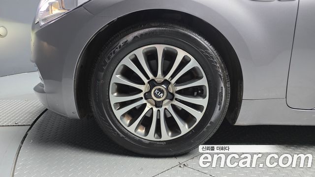 Kia K9 3.3 GDI Prestige Standard 2013 — фото 5