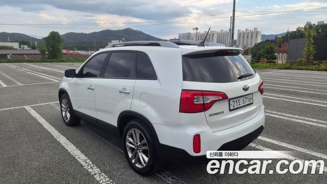 Kia Sorento R Diesel 2.0 2WD Noblesse 2014 — фото 3