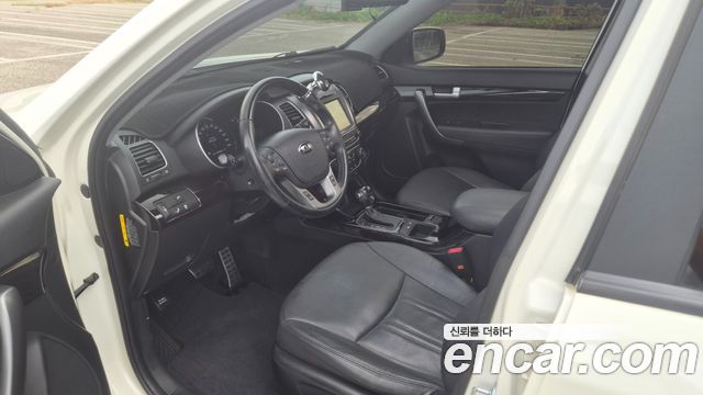 Kia Sorento R Diesel 2.0 2WD Noblesse 2014 — фото 8