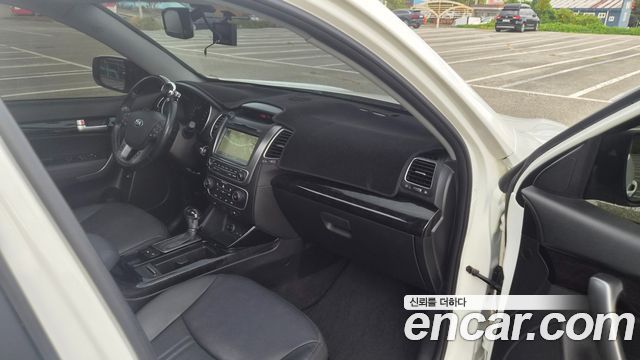 Kia Sorento R Diesel 2.0 2WD Noblesse 2014 — фото 16