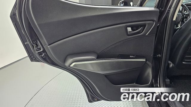 KG Mobility (SsangYong) Very New Tivoli Diesel 1.6 2WD V3 2021 — фото 25
