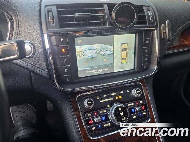 Lincoln Continental (X) 3.0 AWD 2017 — фото 20
