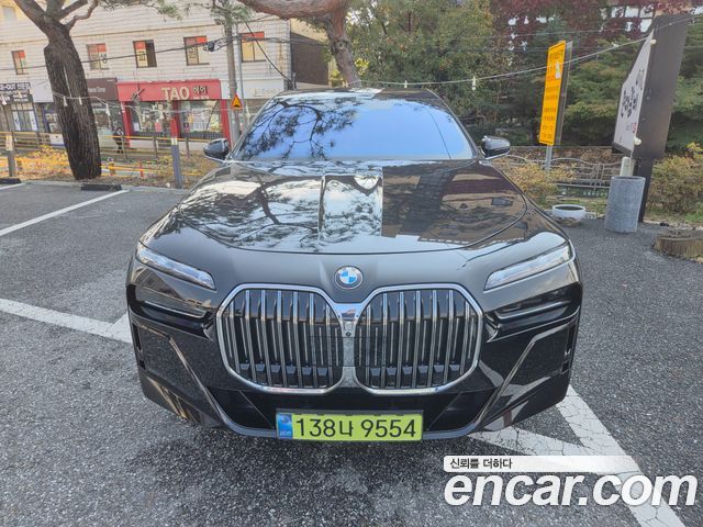 BMW 7 Series (G70) 740d xDrive M Sport 2024 — фото 3