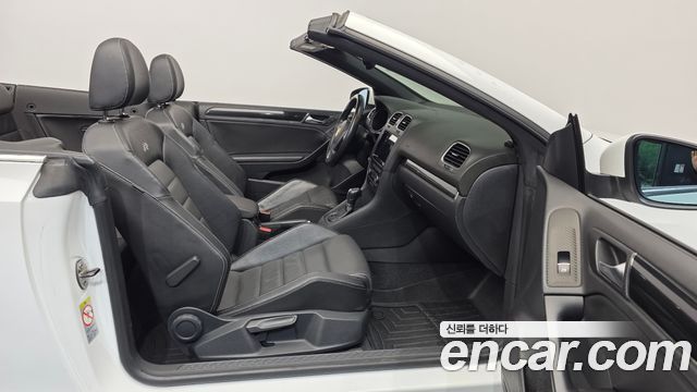 Volkswagen Golf (VI) 2.0 TDI Cabriolet 2012 — фото 15