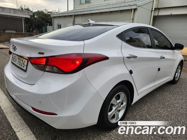 Hyundai Avante 1.6 GDi Smart Standard 2016 — фото 4