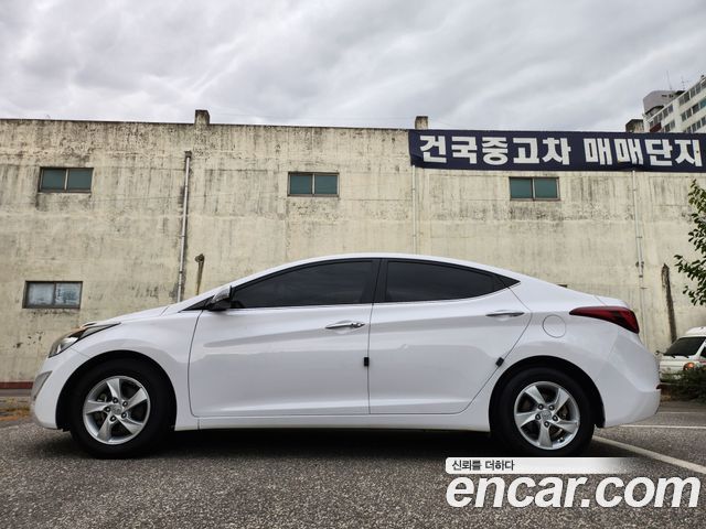 Hyundai Avante 1.6 GDi Smart Standard 2016 — фото 5