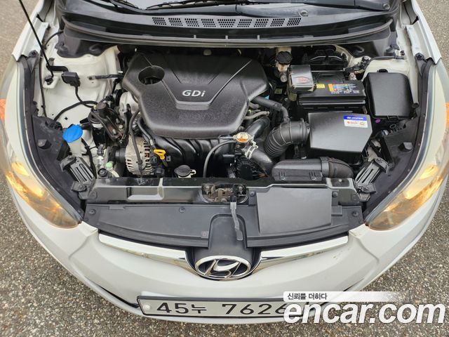Hyundai Avante 1.6 GDi Smart Standard 2016 — фото 9
