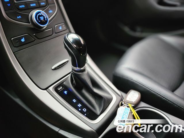 Hyundai Avante 1.6 GDi Smart Standard 2016 — фото 22