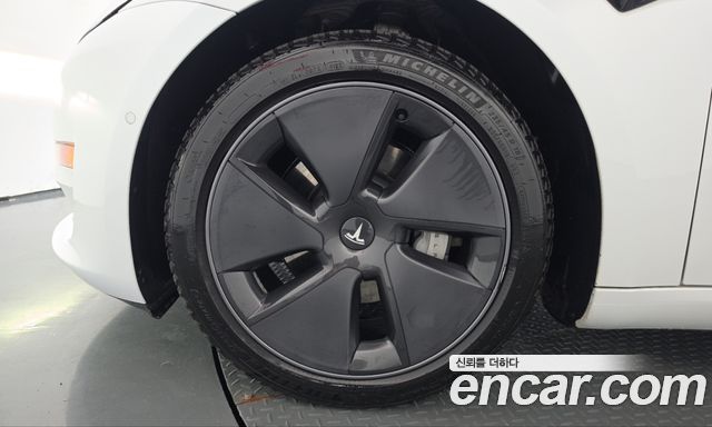 Tesla Model 3 Long Range AWD 2021 — фото 5