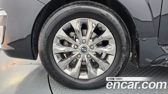 KG Mobility (SsangYong) Korando Turismo 4WD RX 9-seater 2018 — фото 5