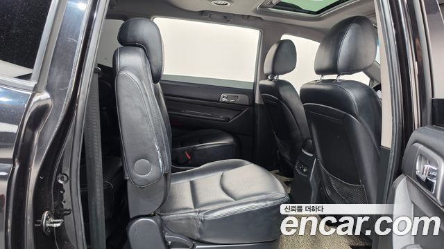 KG Mobility (SsangYong) Korando Turismo 4WD RX 9-seater 2018 — фото 12