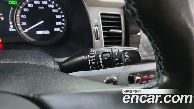 Kia Niro 1.6 Plug-in HEV Noblesse 2018 — фото 30