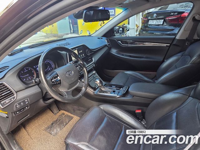 Hyundai Grandeur (IG) 2.2 Diesel Premium Special 2018 — фото 15