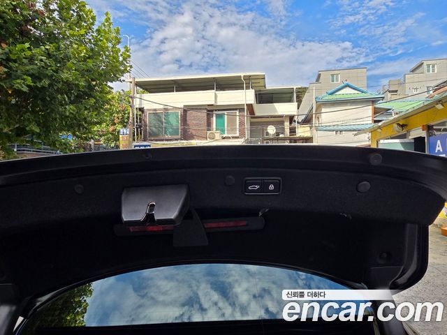 Hyundai Grandeur (IG) 2.2 Diesel Premium Special 2018 — фото 20