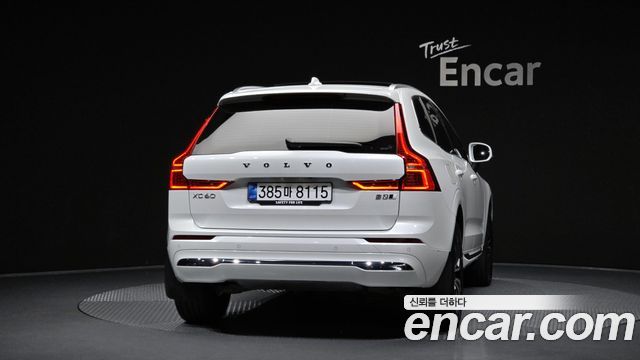 Volvo XC60 (II) B5 Ultra Bright 2025 — фото 4