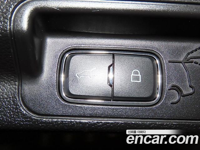 Ford Explorer (VI) 2.3 LimIted 4WD 2020 — фото 19