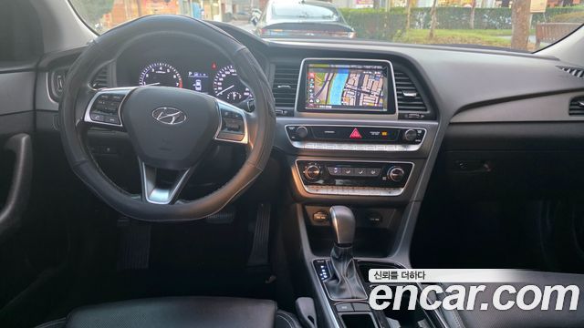 Hyundai Sonata New Rise LPI Style 2019 — фото 8