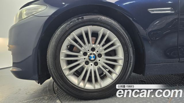BMW 5 Series (F10) 520d 2014 — фото 5