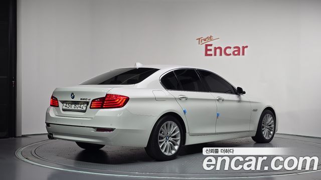 BMW 5 Series (F10) 520d Luxury Plus 2016 — фото 2