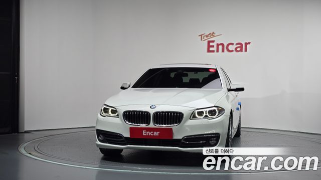 BMW 5 Series (F10) 520d Luxury Plus 2016 — фото 3