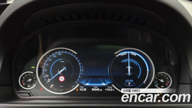 BMW 5 Series (F10) 520d Luxury Plus 2016 — фото 8