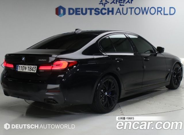 BMW 5 Series (G30) 520i M Sport 2022 — фото 2