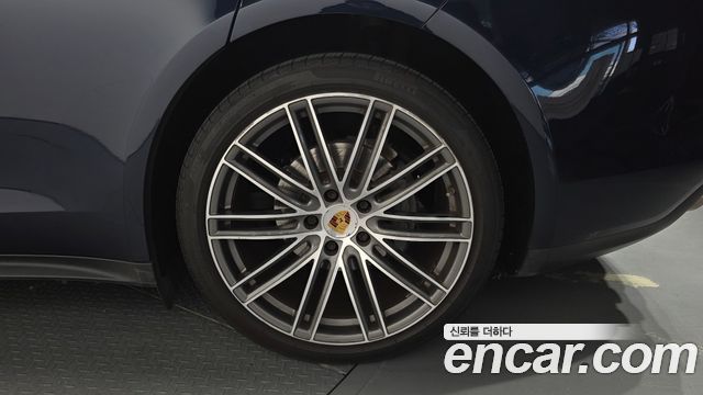 Porsche Panamera (971) 2.9 4S 2018 — фото 21