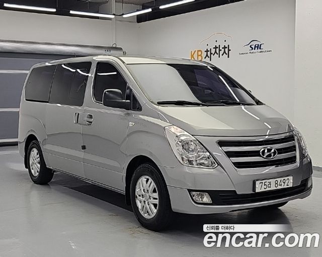 Hyundai Grand Starex 12-Seater Wagon Smart 2016 — фото 4