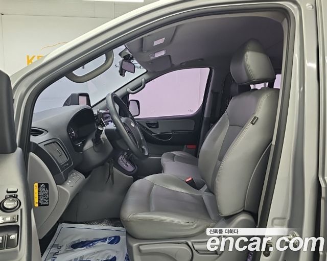 Hyundai Grand Starex 12-Seater Wagon Smart 2016 — фото 15