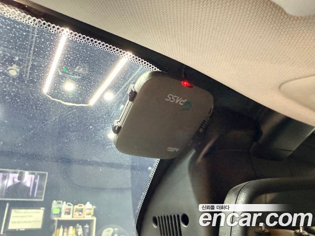 Jeep Renegade 2.0 Diesel Limited AWD 2018 — фото 13