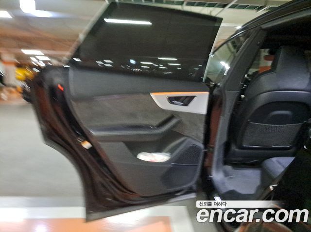 Audi Q8 (4M) 55 TFSI Quattro Premium 2021 — фото 14