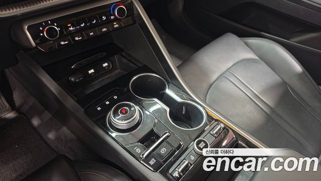 Kia K5 (III) 2.0 Trendy 2023 — фото 19
