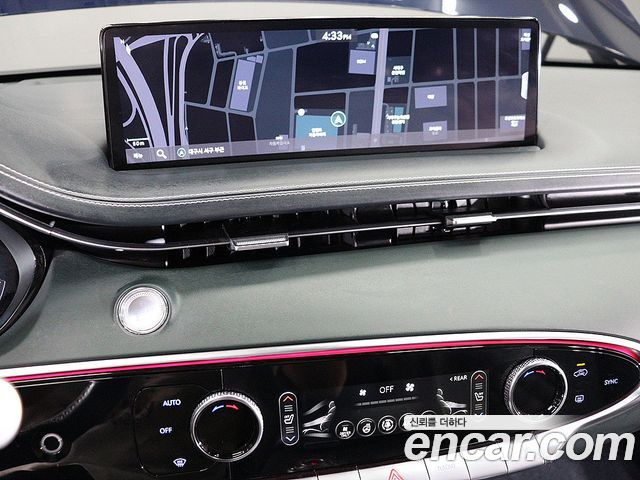 Genesis Electrified (GV70) e-AWD 2022 — фото 9