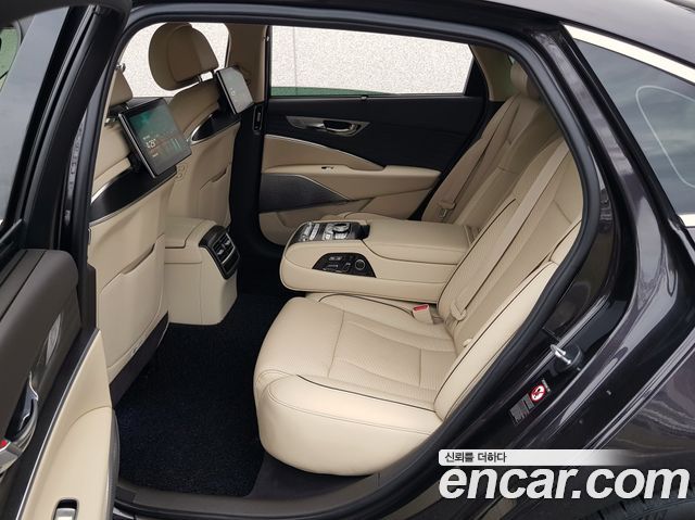 Kia K9 3.8 GDI AWD PlatinumⅢ 2019 — фото 3