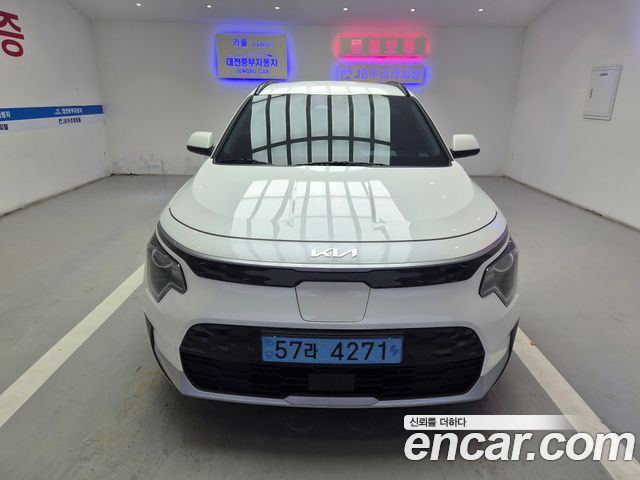 Kia Niro EV Air 2023 — фото 2